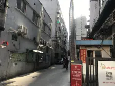 双阳路502弄2室南朝向265.00万元/套出售