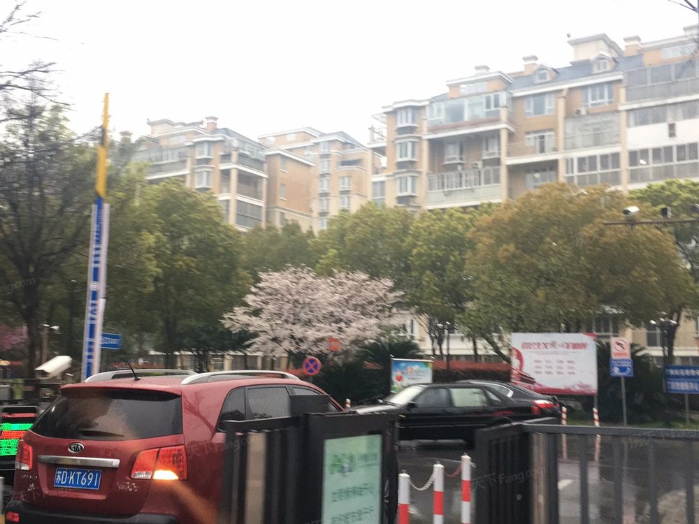 小区相关图