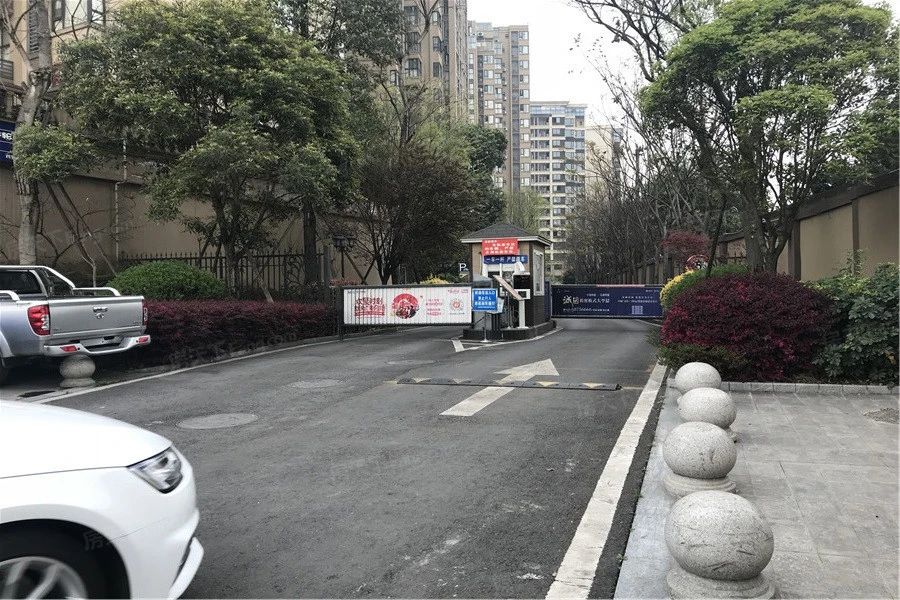 小区相关图