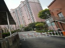 青南美湾4室2厅东北