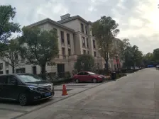 东方鸿璟大平层,买一层送一层