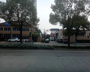 碧桂园开发的,小区物业是开发商的物业,比较尽职尽责