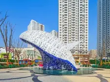 小高层,一楼架空,朝中庭看江,住家安静