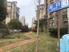 瑞和华苑2室南朝向240.00万元/套出售