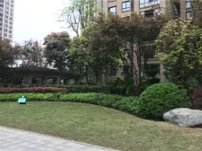 总价低,婚前自住,婚后出租,配套成熟,交通便利。