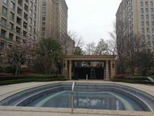 全明户型方正大气阳光充足中心位置景观轴线上风景独特