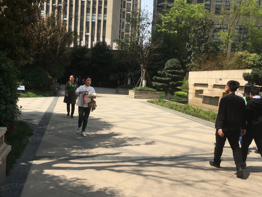 小区相关图