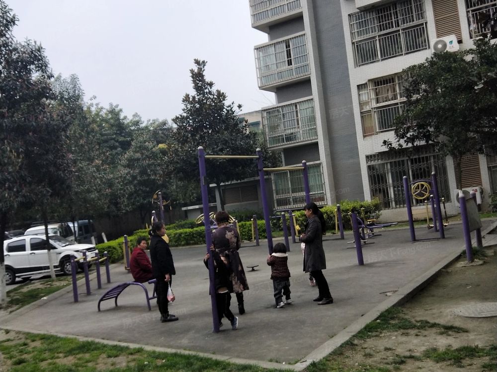 小区相关图