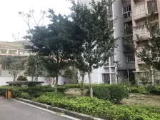 八公里轻轨站旁+正规精装一房+家具家电齐礼包入住