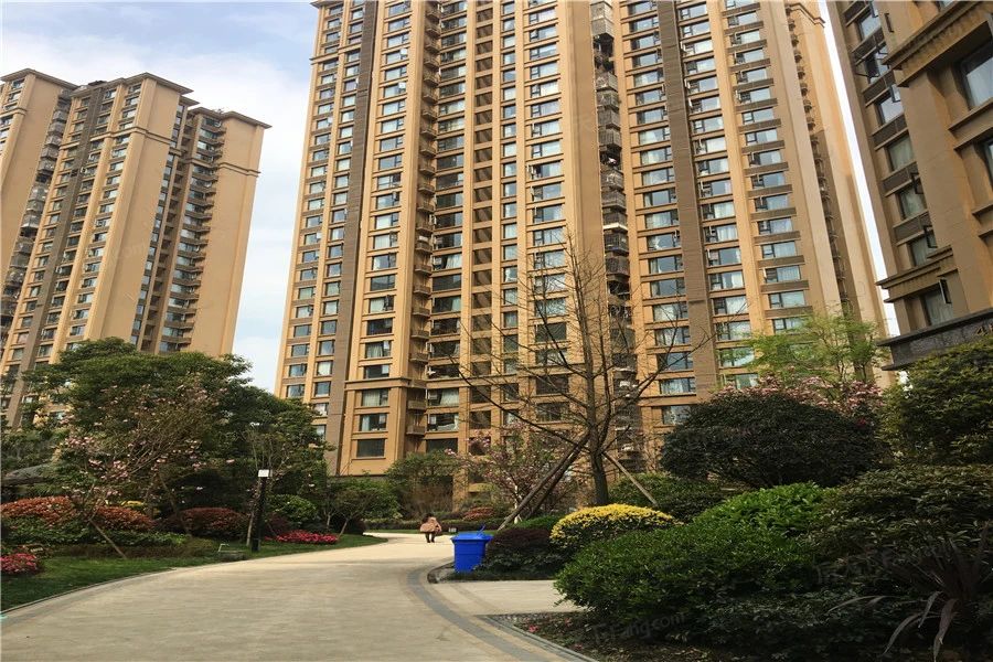 小区相关图