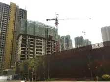 三环边,次新小区,大四房,采光好,诚心出售