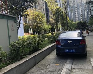 新南四期1室1厅东