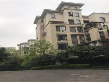 保利·朗园 通透四房 楼间距开阔 近主大门 安静