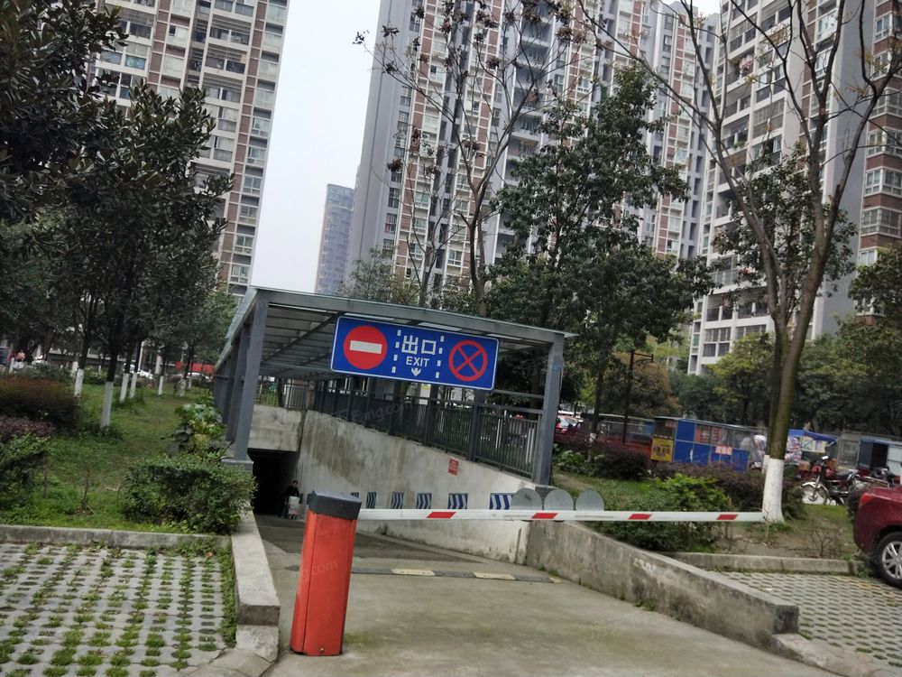 小区相关图
