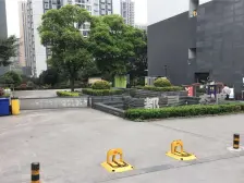 轻轨精装三房商圈旁 ,住家装修,拎包入住