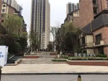 轨道站旁的新社区 住家安静 户型方正采光好