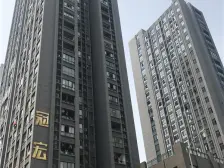 轻轨旁精装两房 朝中庭户型方正 视野开阔采光好