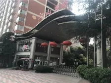 南坪商圈 顶跃精装轻轨旁看江 大跃层四房 生活便利