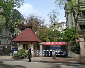 置信丽都花园B区4室2厅东南