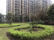 九龙坡西站旁,精装正规两房,轻轨旁,