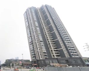上城国际3室1厅东南