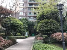 小户型 五号轻轨+华宇商圈+幸福公园+有商场