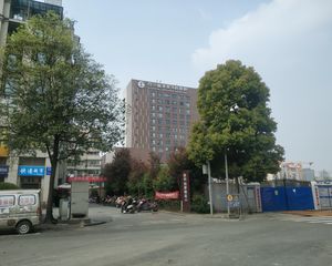 置信丽都花园B区4室2厅南