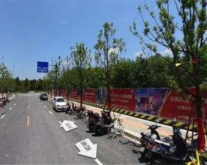 蓝光乐彩城一期3室2厅东南