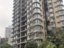 大坪 公务员小区(大黄路28号)三房108万