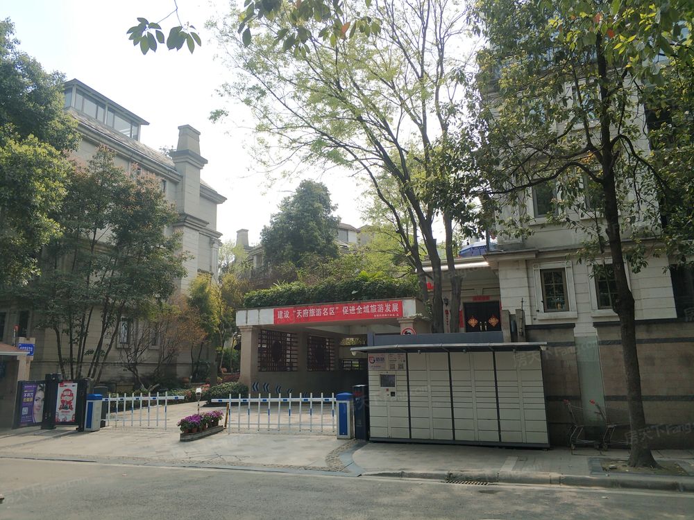 小区相关图