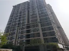 地处石桥铺,3条地铁线路,交通便利,生活配套完善。