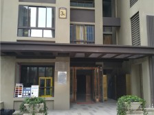 中昂彩云台 3室2厅 南