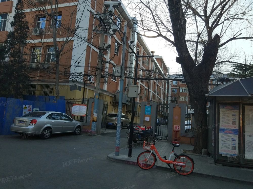 小区相关图
