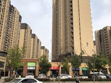 联投花山郡二期 4室2厅 南 北