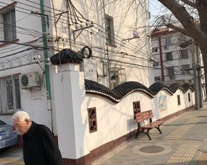 精装修,前后都没有遮挡,采光和视野很好