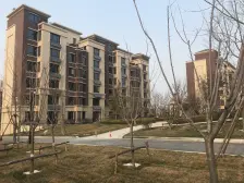 洋房社区低密度,顶层复式带前后露台,带两个车位。