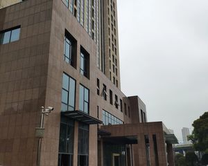 二环内!次新小区!自住3房!配套完善!随时看房