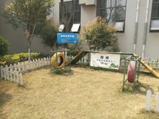 蓝润锦江春天3室2厅东南