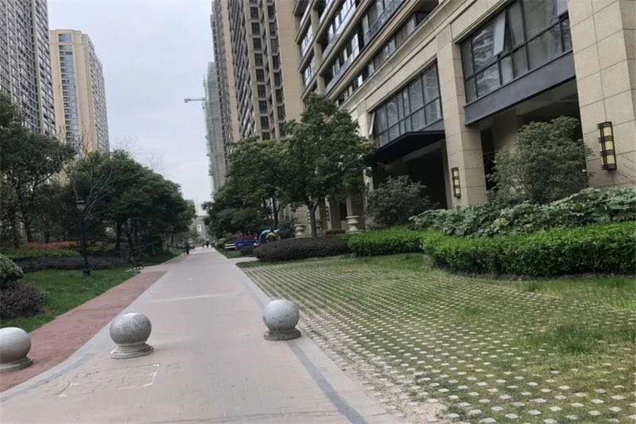 小区相关图