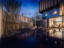 联排别墅 位置好 大花园 毛坯任意装修