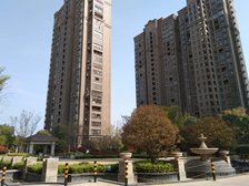 高铁近 绿地之窗二期89平 地铁口 采光好 出行方便