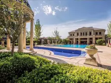 精装2室,没有配套,价格可议。