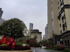 永通澄湖国际街区四期 南北通透,采光好 装修好,环镜优美 视野好,诚心出售