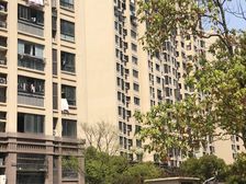 景观房业主诚心看房方便小区位置好樱花园旁