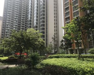 新城府景3室1厅东南