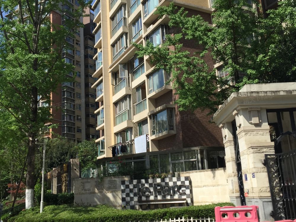 小区相关图