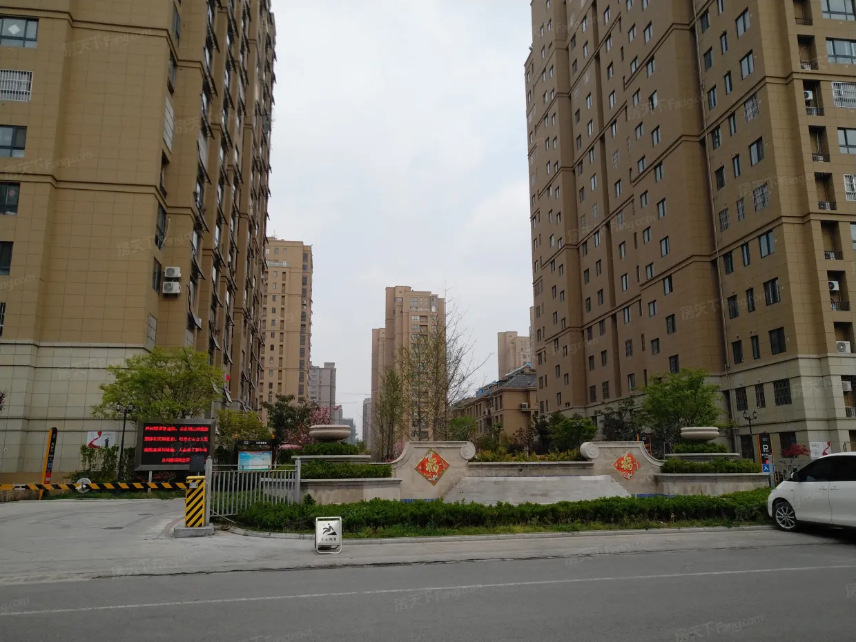 润金城