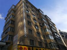 楼下是地铁口楼层好朝向好