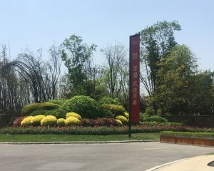 龙湖双珑原著4室2厅东北