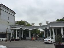 地铁口低总价顶楼大复式,业主诚意出售,随时看房